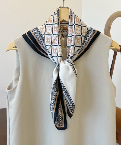Louis Vuitton Monogram Square 70cm Silk Scarf (Random Style)