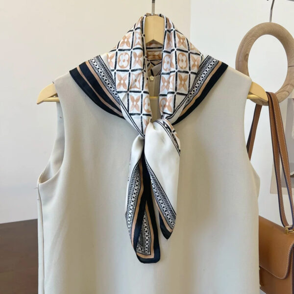 Louis Vuitton Monogram Square 70cm Silk Scarf