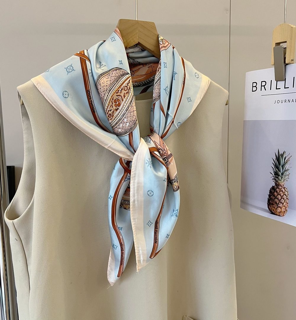 Louis Vuitton Monogram Square 70cm Silk Scarf (Random Style)