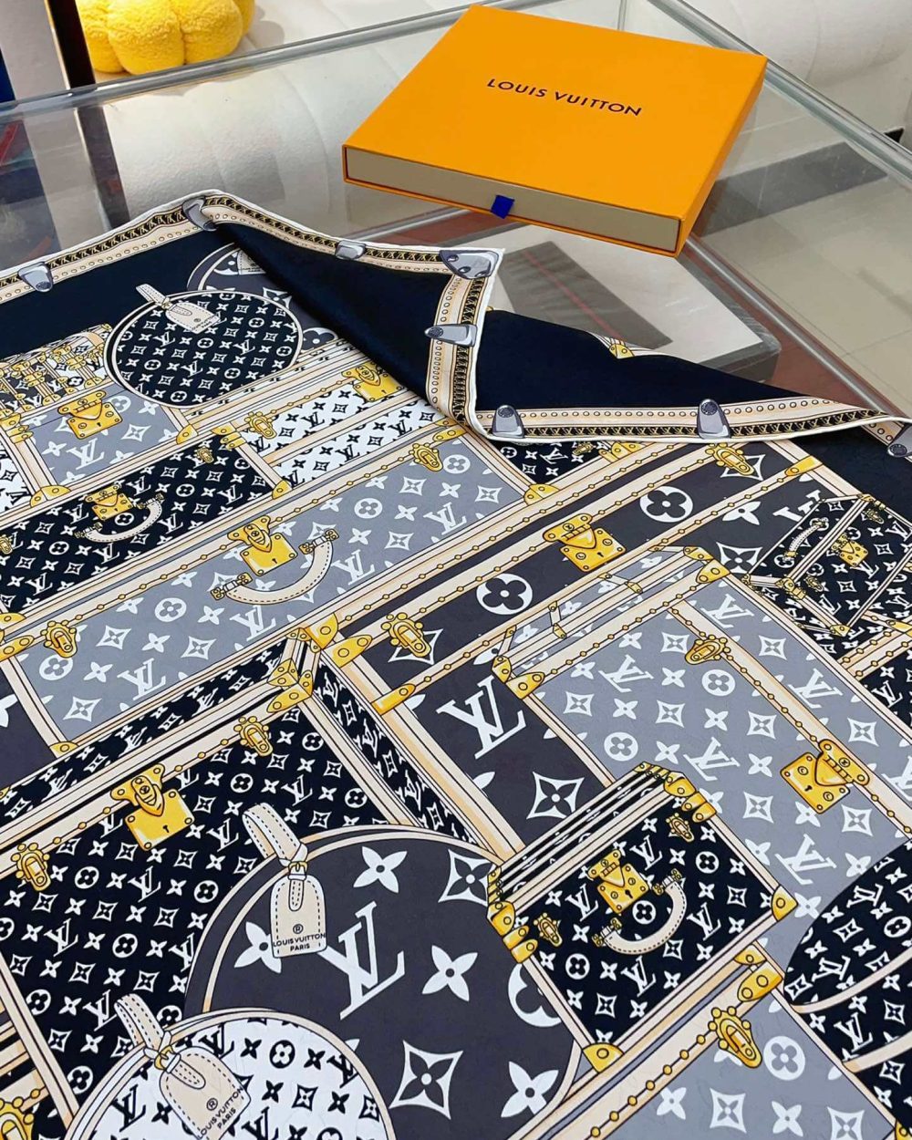 M76459 Let's Go Square 90