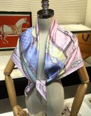 570828 Louis Vuitton Square 90 Silk Scarves
