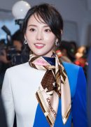 570829 Louis Vuitton Square 90 Silk Scarves