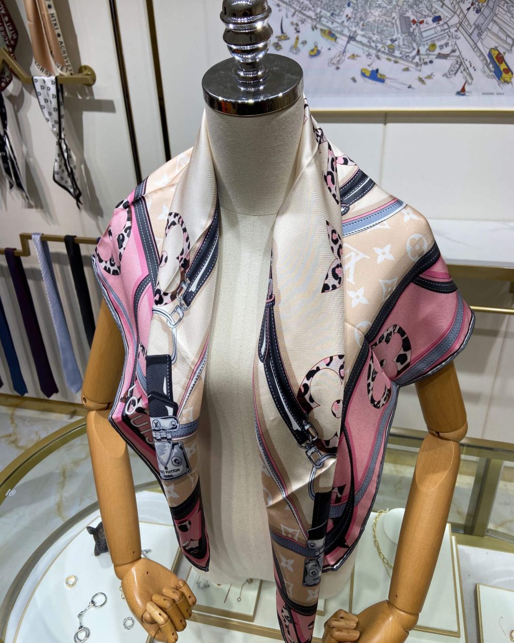 570735 Louis Vuitton Square 90 Silk Scarves