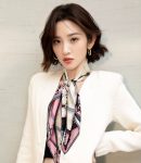 570735 Louis Vuitton Square 90 Silk Scarves
