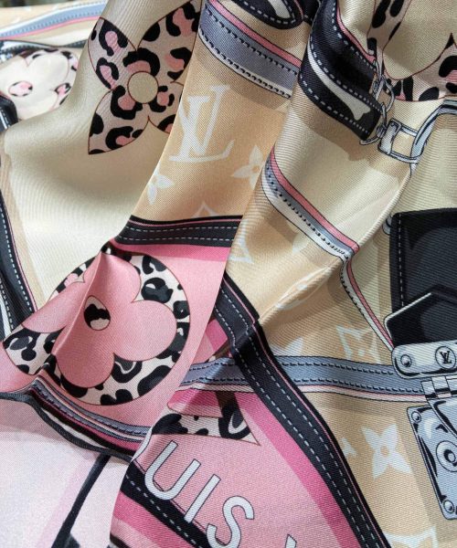 570735 Louis Vuitton Square 90 Silk Scarves