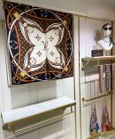 570736 Louis Vuitton Square 90 Silk Scarves