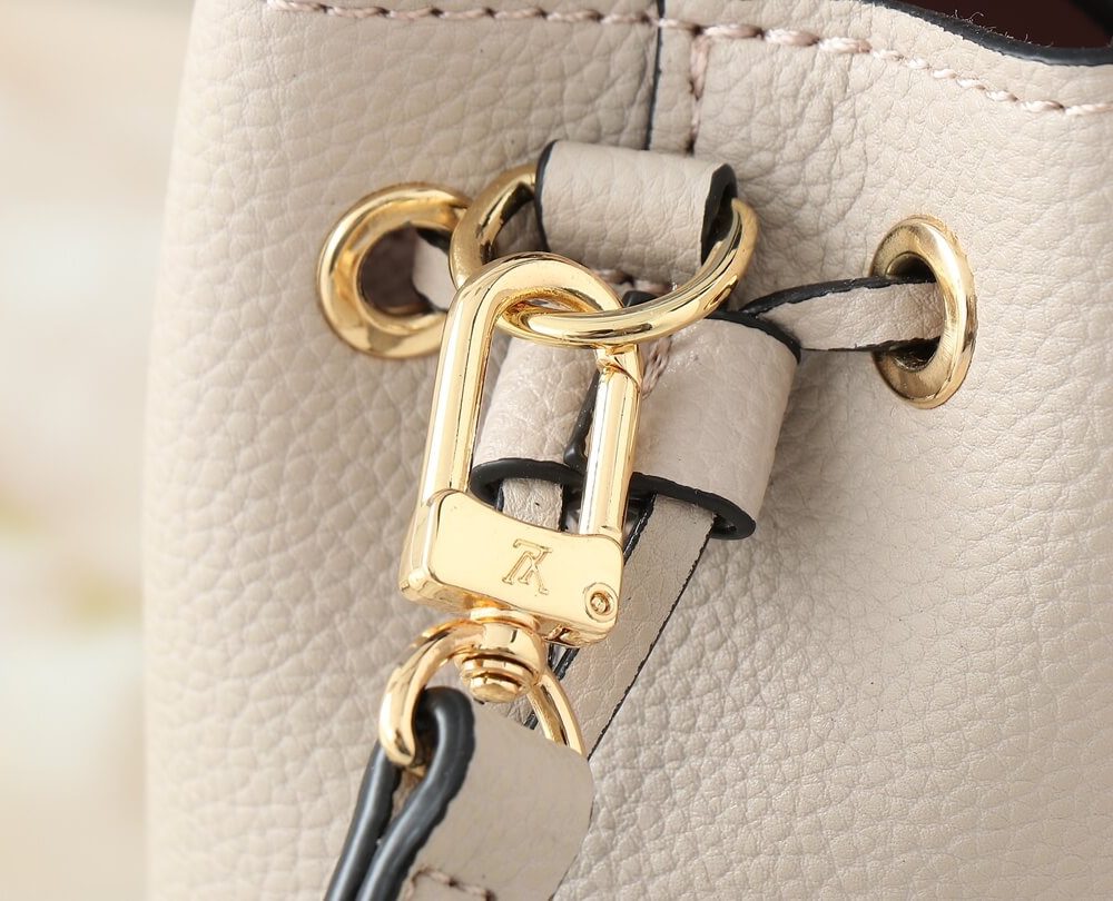 1:1 Replica Louis Vuitton LV NANO LOCKME BUCKET Luxury Bag For Women M68709 - 16 cm