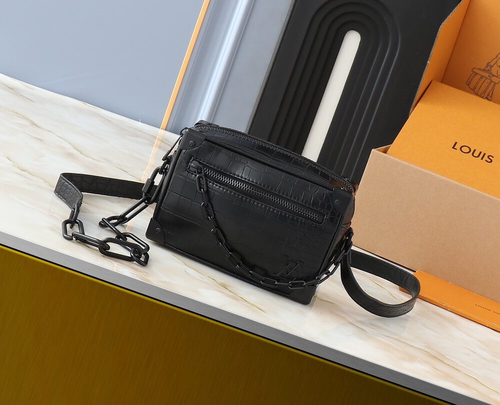 1:1 Replica Louis Vuitton LV Soft Trunk Taurillon Monogram 3 Luxury Bag For Women M57702 M44480 M68906 M44735 - 18.5 cm