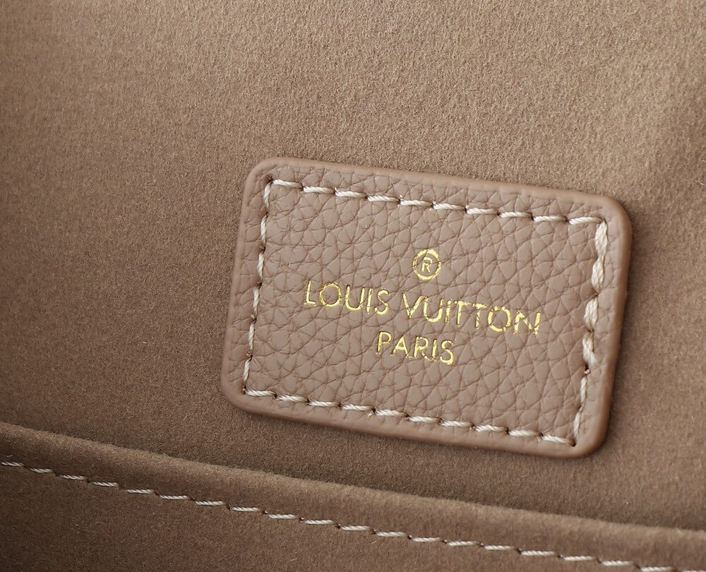 1:1 Replica Louis Vuitton LV Backup Bicolor Monogram Empreinte Leather Luxury Bag For Women - 22cm