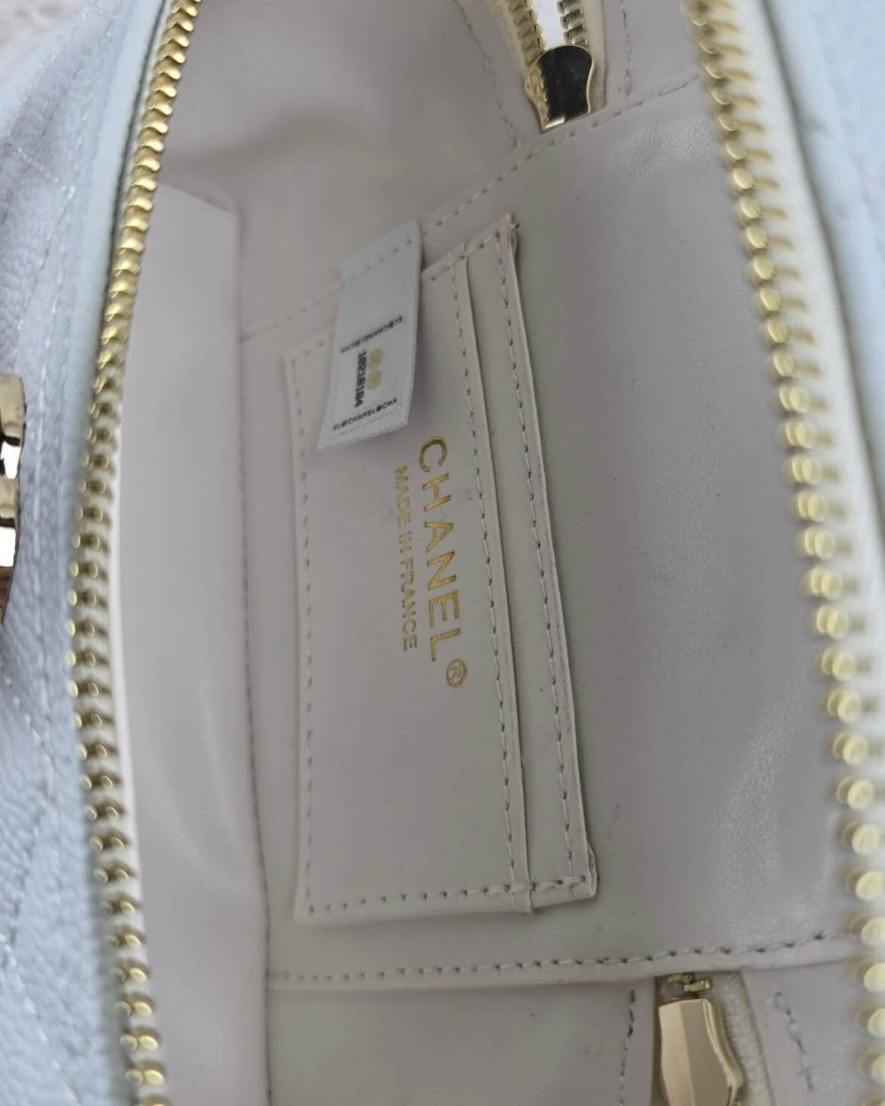 [REP 1:1] Chanel Mini Exquisite small chain clutch bag White luxury Bag  For Women, Women's Bags 19.5 cm