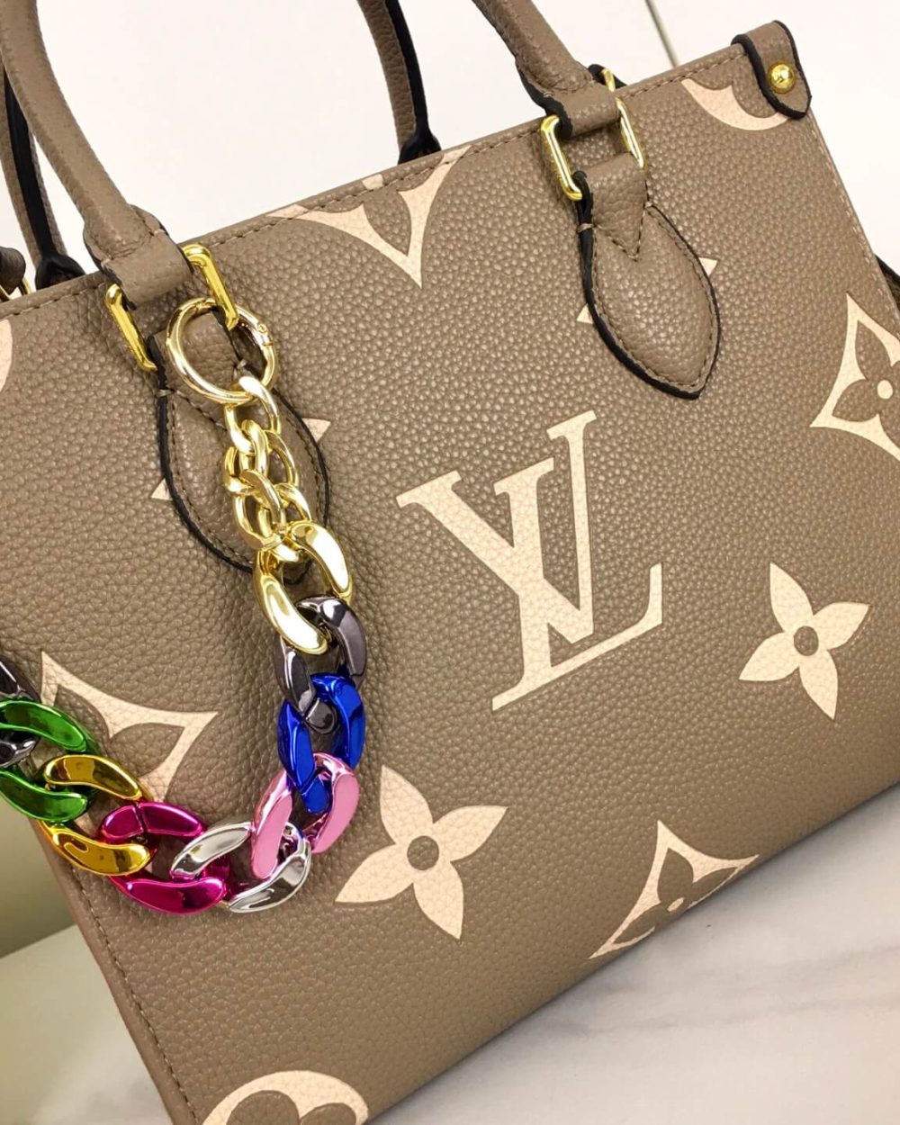 1:1 Replica Louis Vuitton LV OnTheGo PM Luxury Bag M46839/M45038/M45039ONTHEGO 2 - 25cm