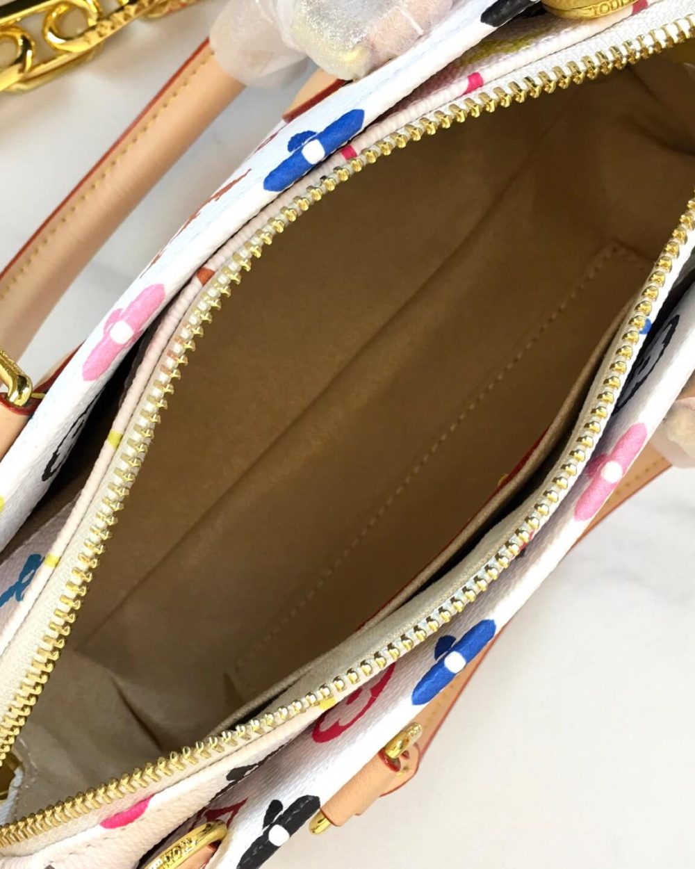 1:1 Replica Louis Vuitton LV X TM Onthego East West Chain Autres Toiles Monogram Luxury Bag For Women M13260 M46653 - 25 cm