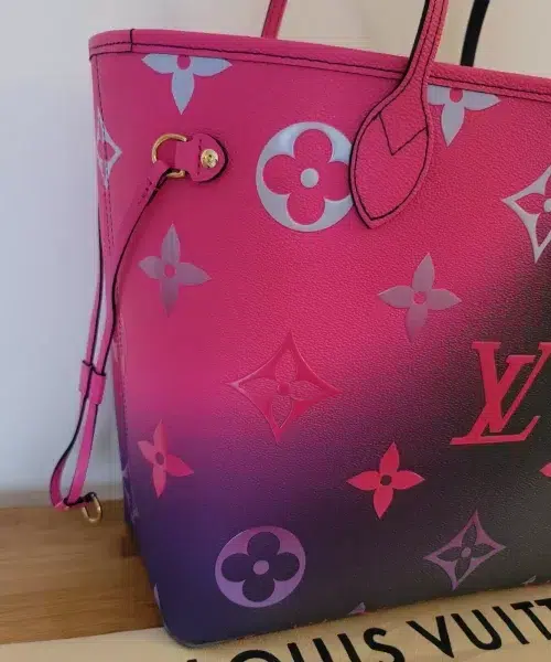 1:1 Replica Louis Vuitton LV Midnight Fuschia Neverfull MM Monogram Luxury Bag For Women - 31cm/ 12.3in