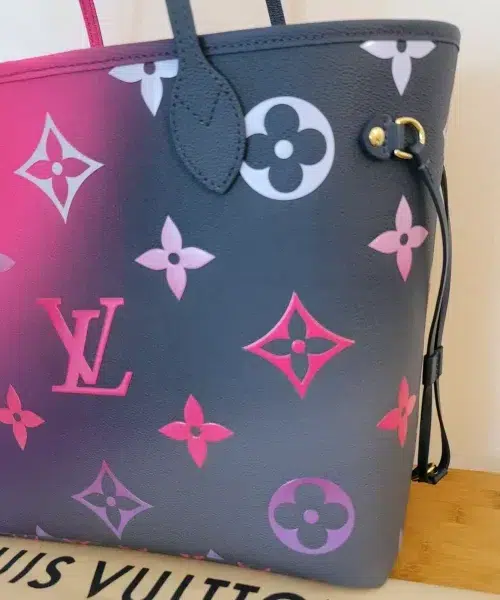 1:1 Replica Louis Vuitton LV Midnight Fuschia Neverfull MM Monogram Luxury Bag For Women - 31cm/ 12.3in