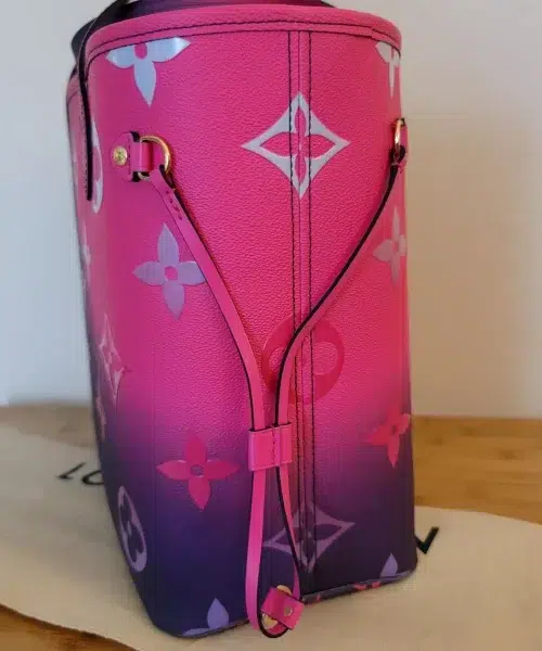 1:1 Replica Louis Vuitton LV Midnight Fuschia Neverfull MM Monogram Luxury Bag For Women - 31cm/ 12.3in