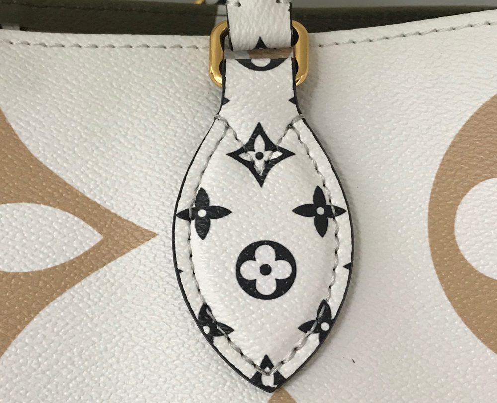 1:1 Replica Louis Vuitton MONOGRAM GIANT ONTHEGO GM WHITE KHAKI GREEN BEIGE Bag 41cm