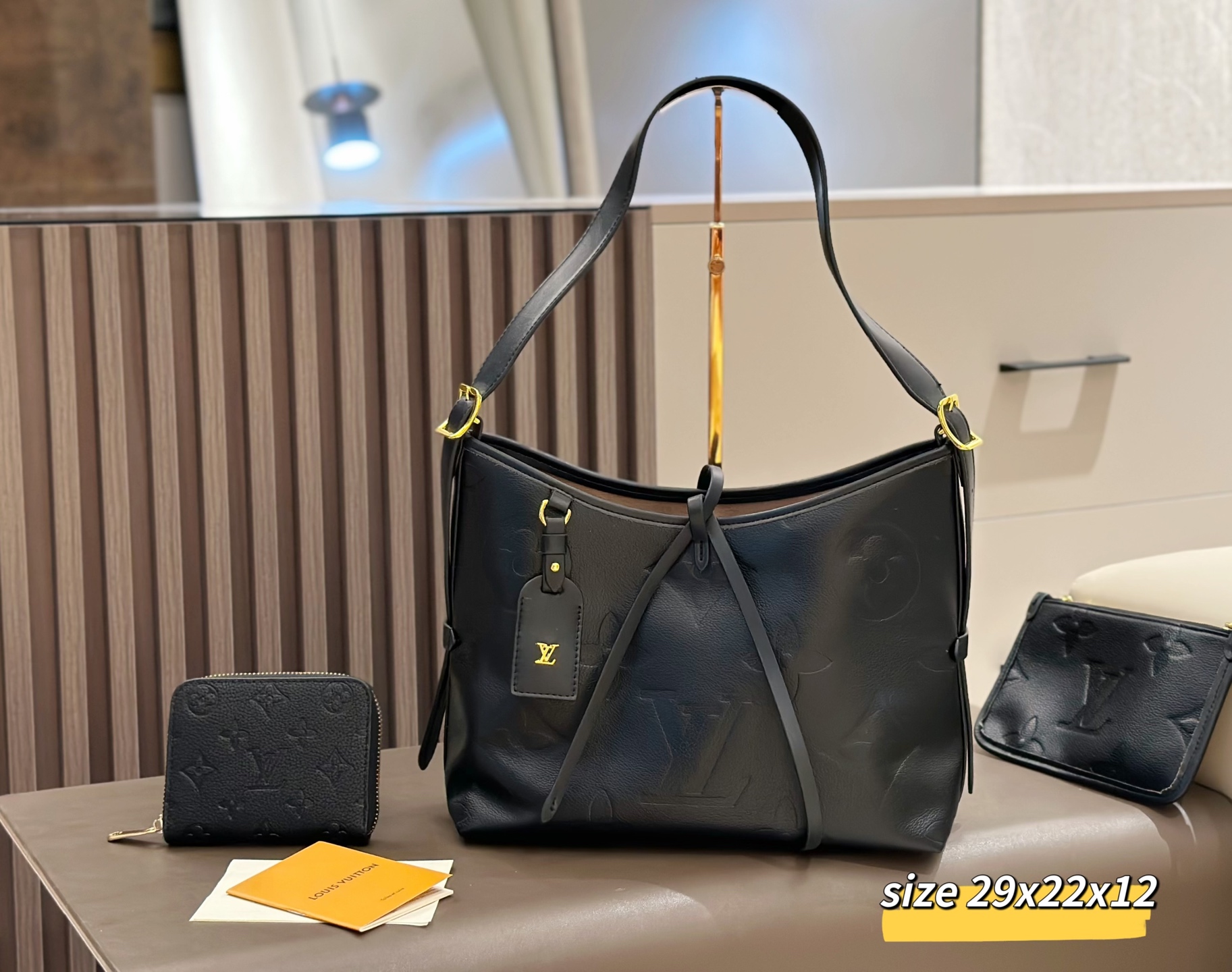 DBS-LC1015- CarryAll PM Handbag Deal 2 DBS-LC1015- CarryAll PM Handbag Deal - Image 2