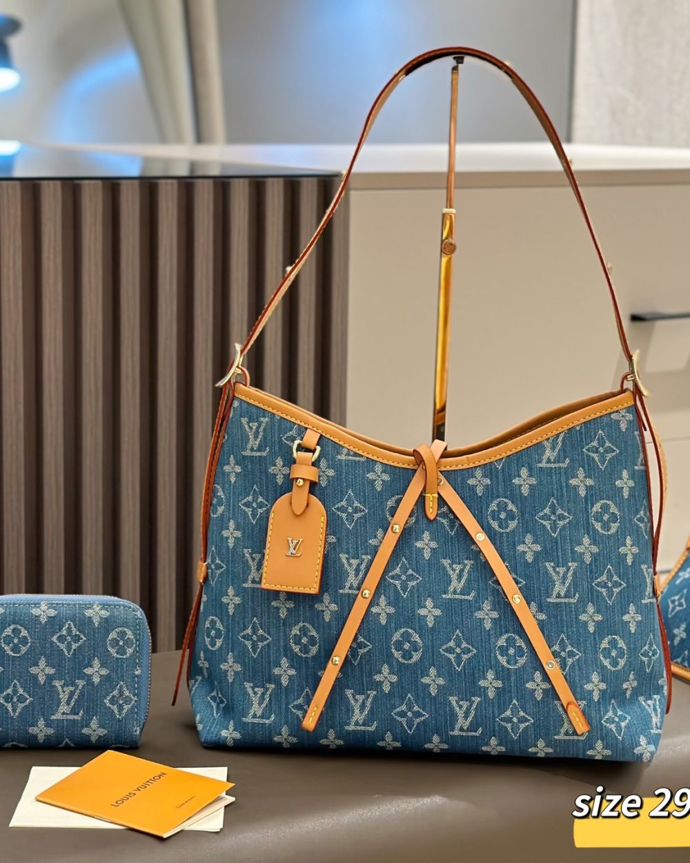 DBS-LC1018- CarryAll PM Handbag Deal