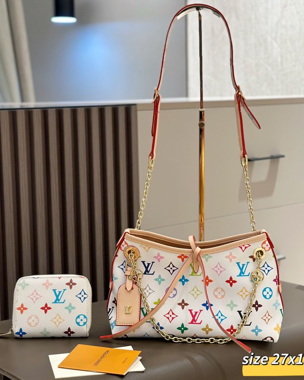 DBS-LC1022- CarryAll BB Handbag Deal