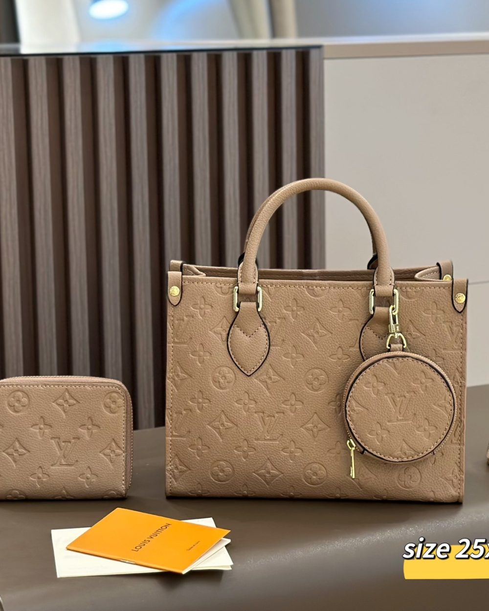 DBS-LC1031 - Onthego PM Handbag Deal