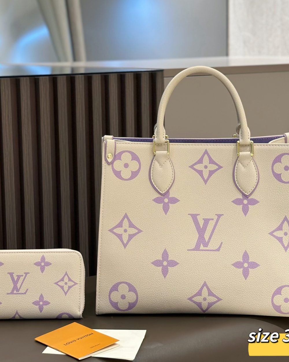 DBS-LC1051 - Onthego MM Handbag Deal