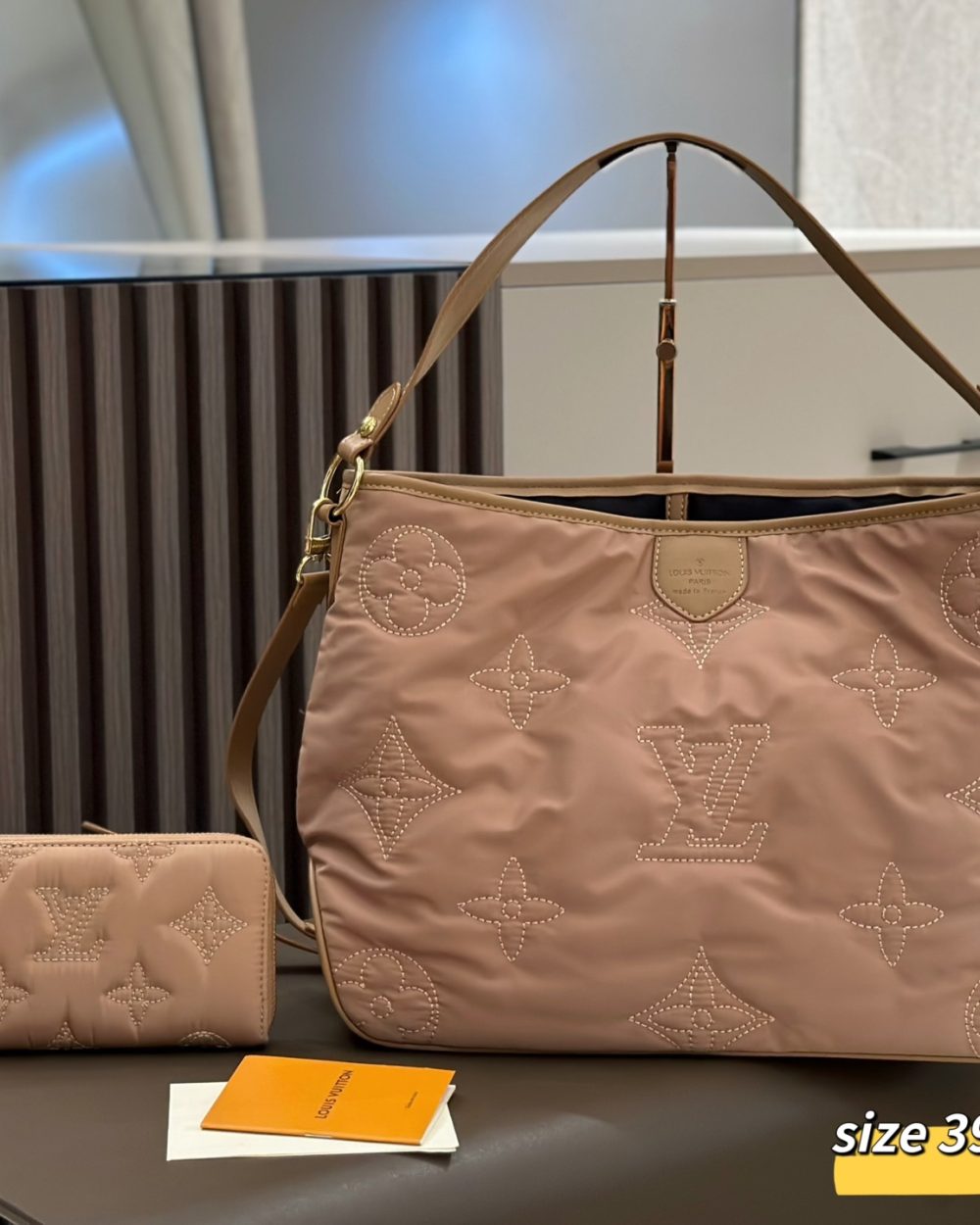 DBS-LC1065 - Delightfull MM Handbag Deal