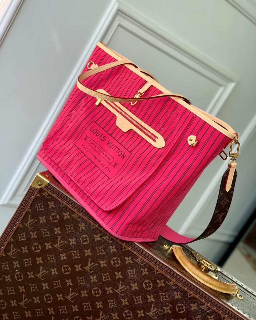 1:1 Replica Louis Vuitton LV Neverfull Bandoulière Inside Out MM Monogram Luxury Women Bag M12257 31cm/ 12.2in