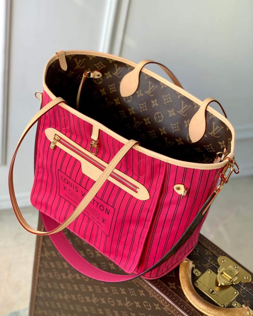 1:1 Replica Louis Vuitton LV Neverfull Bandoulière Inside Out MM Monogram Luxury Women Bag M12257 31cm/ 12.2in