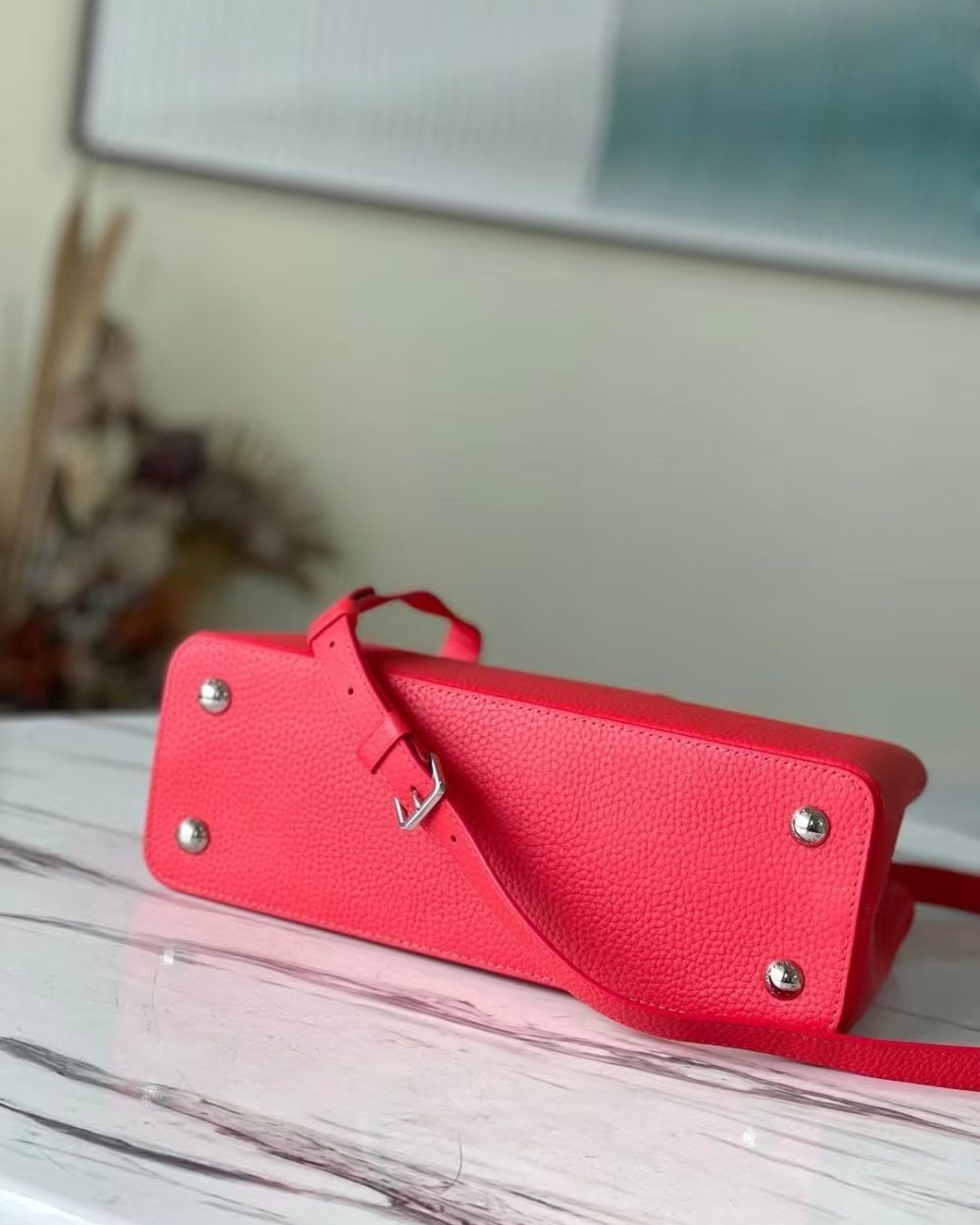 AAA Replica Louis Vuitton LV Capucines BB Taurillon Scarlet Red M52689