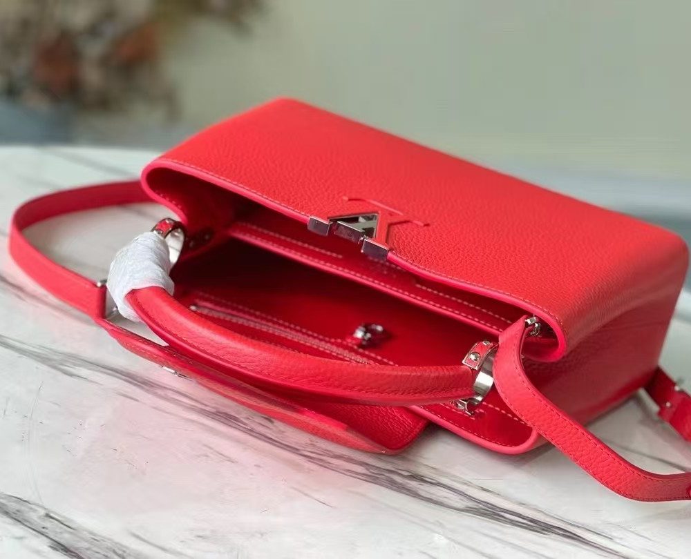 AAA Replica Louis Vuitton LV Capucines BB Taurillon Scarlet Red M52689