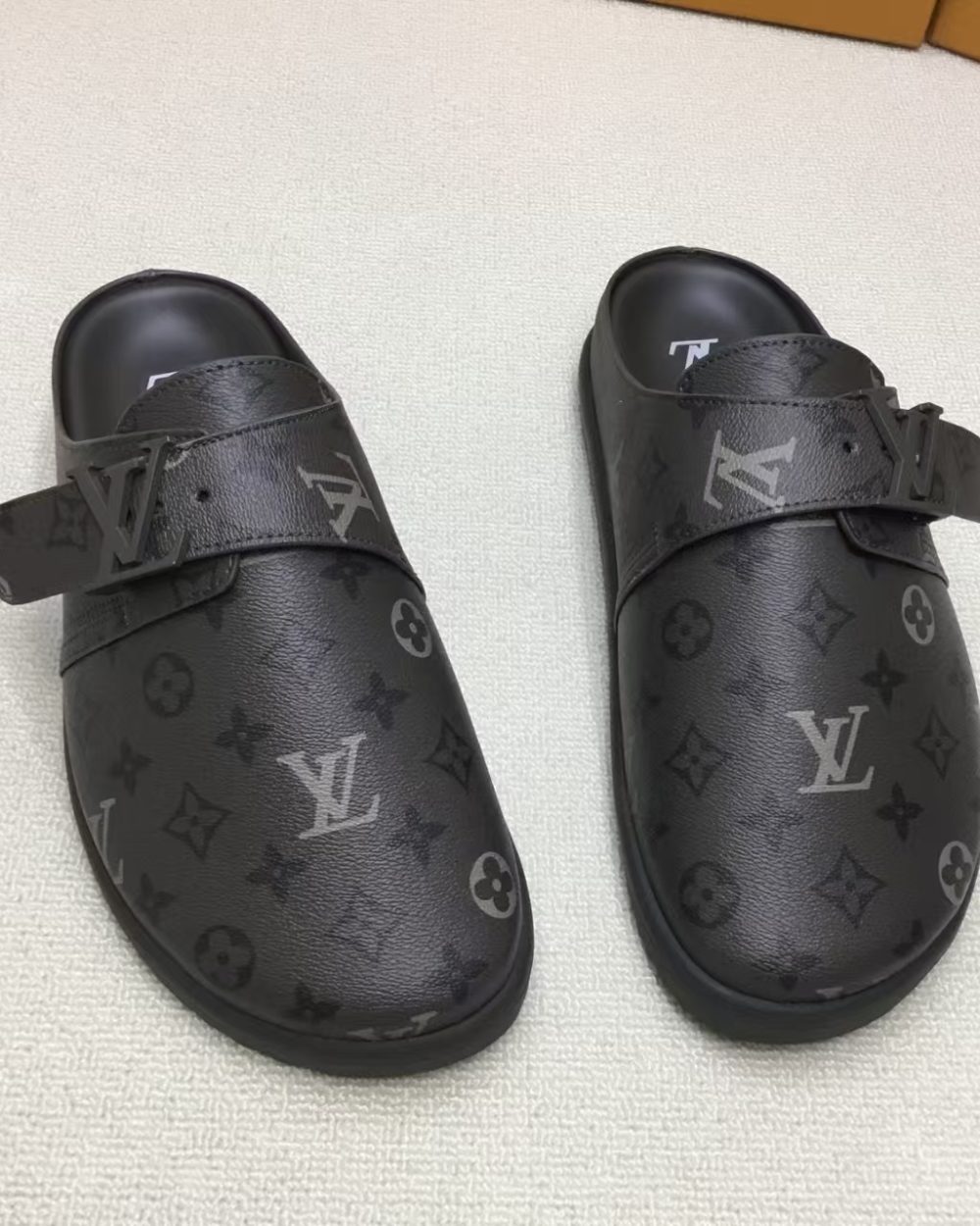 Louis Vuitton LV Easy Mule Black