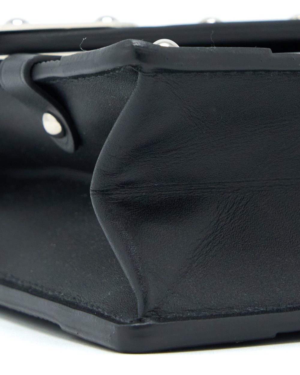 AAA Replica Louis Vuitton LV TRUNK CHAIN WALLET EPI BLACK SHW