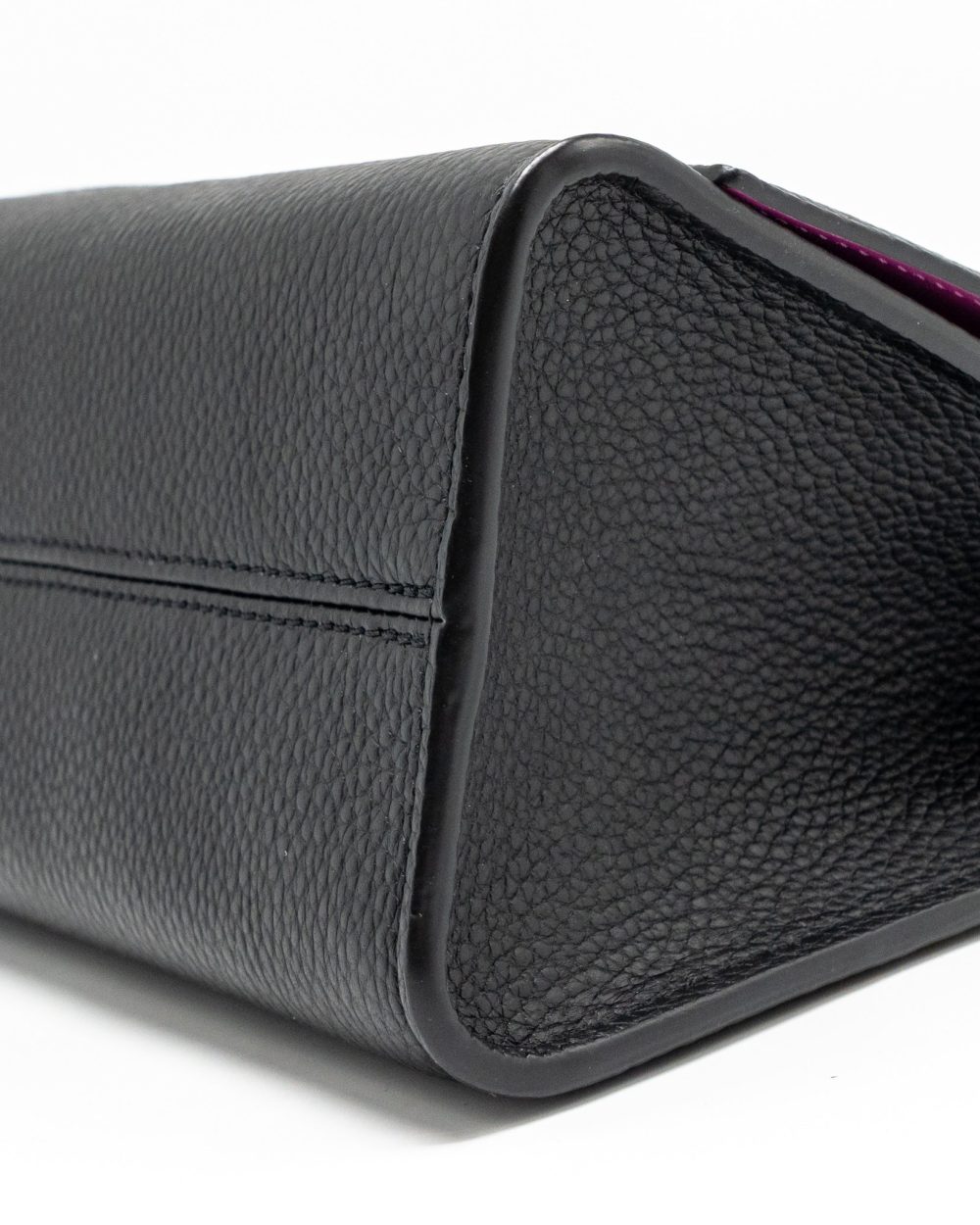 AAA Replica Louis Vuitton LV TWIST ONE HANDLE PM TAURILLON LEATHER BLACK/PINK GHW