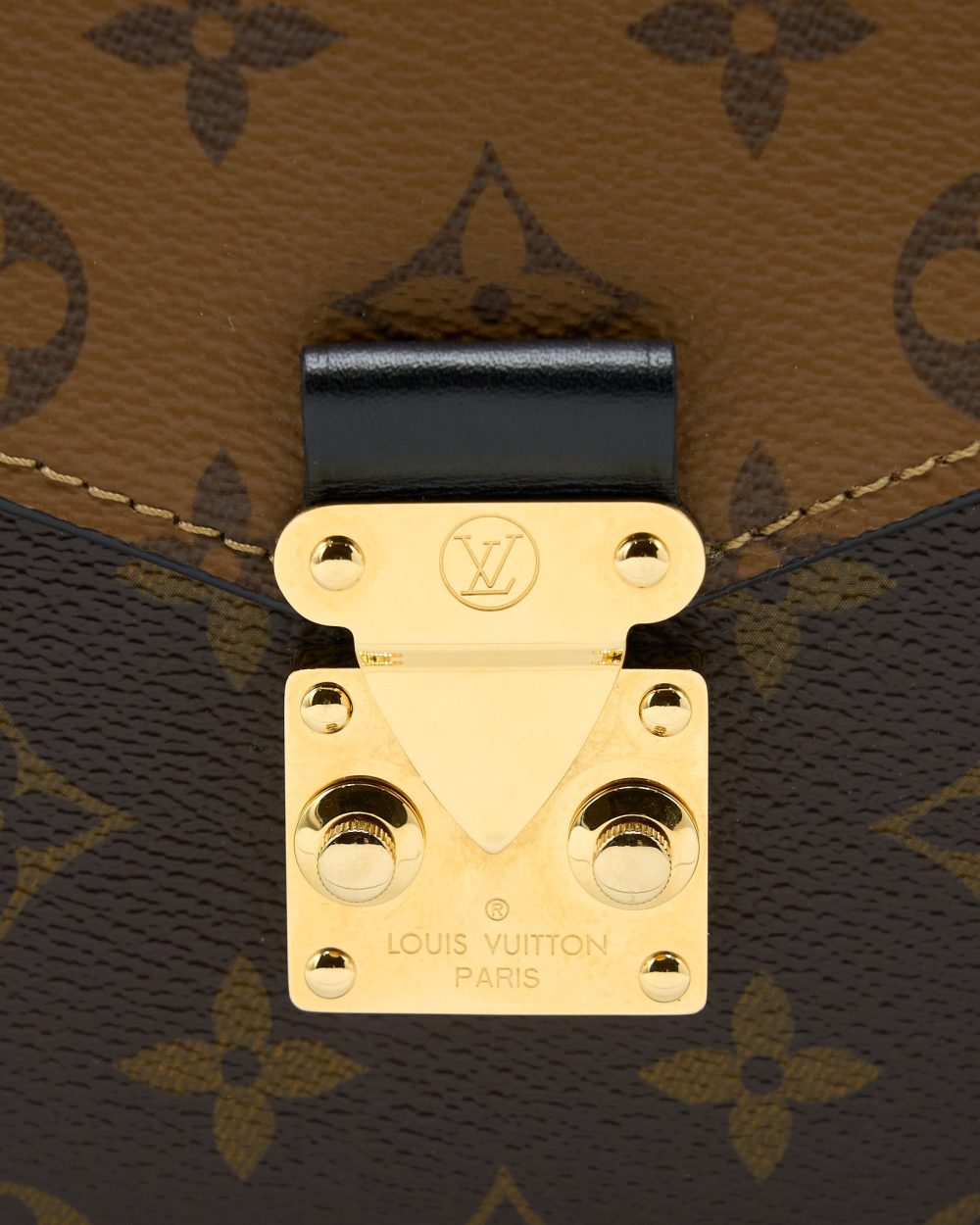 AAA Replica Louis Vuitton LV POCHETTE MÉTIS MONOGRAM REVERSE CANVAS GHW
