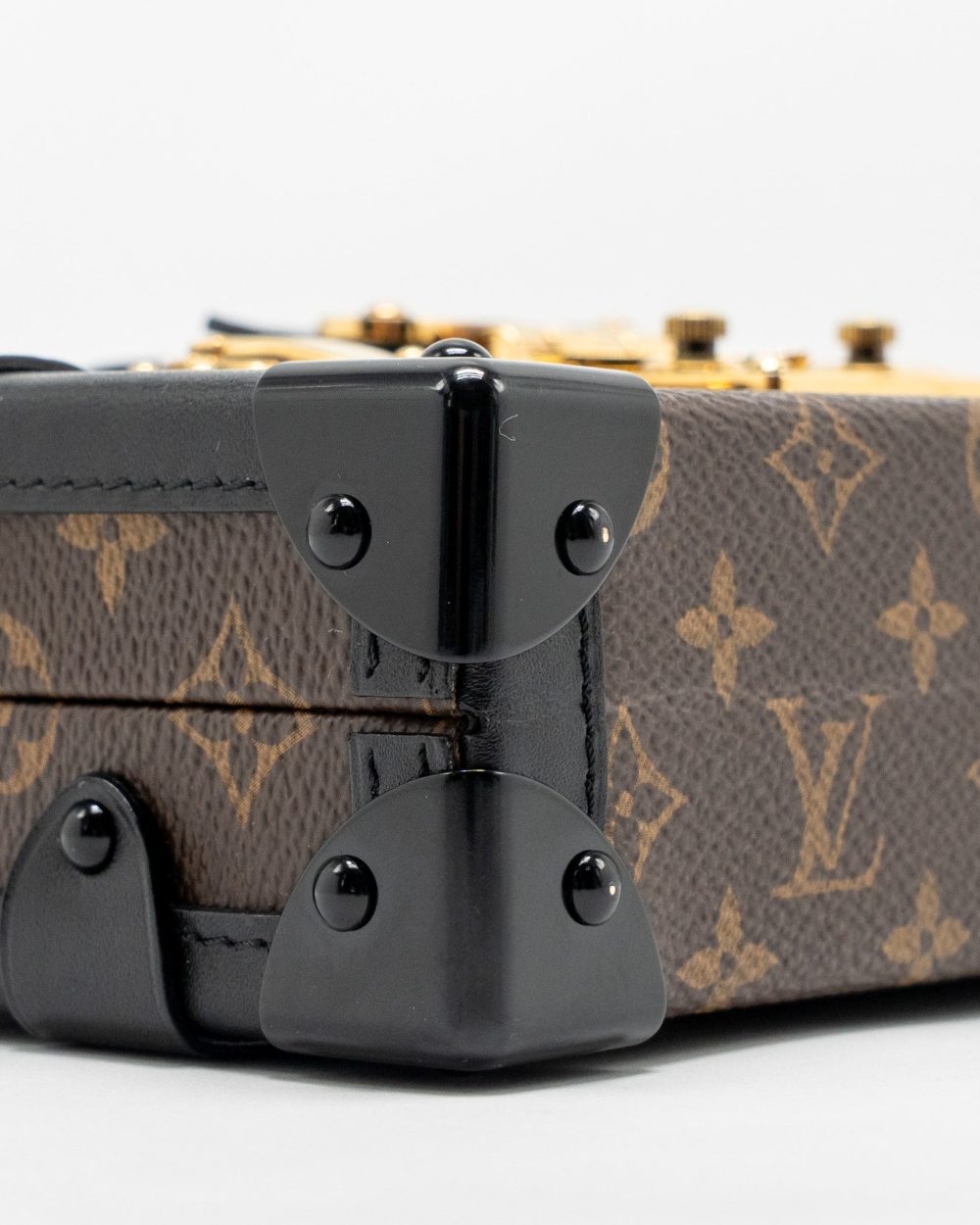 AAA Replica Louis Vuitton LV PETITE MALLE MONOGRAM CANVAS/SMOOTH CALFSKIN GHW