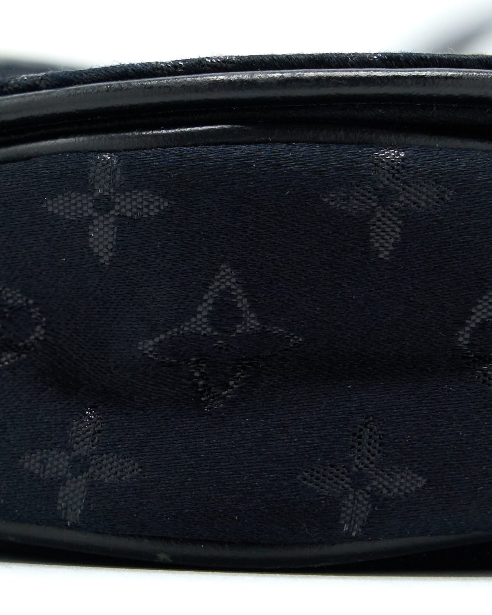 AAA Replica Louis Vuitton LV CONTE DE FEES GIRAFFE BAG BLACK/MULTICOLOUR SHW