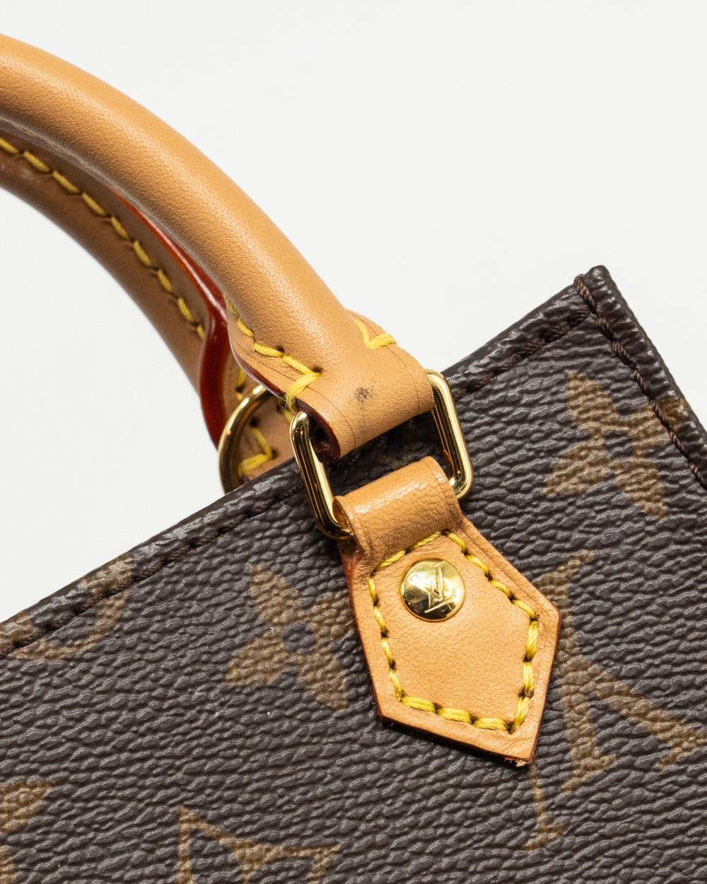 AAA Replica Louis Vuitton LV PETIT SAC PLAT MONOGRAM CANVAS GHW