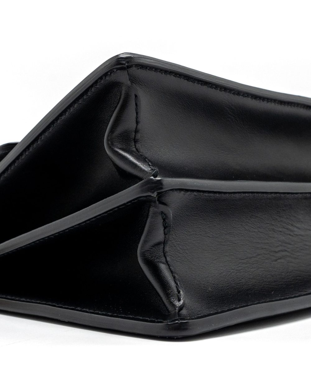 AAA Replica Louis Vuitton LV DAUPHINE MM EPI BLACK GHW (NEW VERSION)