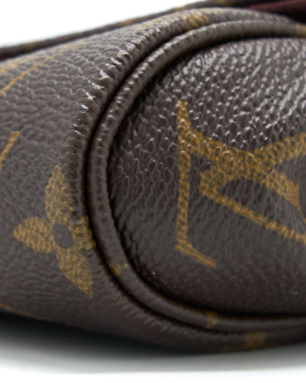 AAA Replica Louis Vuitton LV FAVORITE PM MONOGRAM CANVAS GHW
