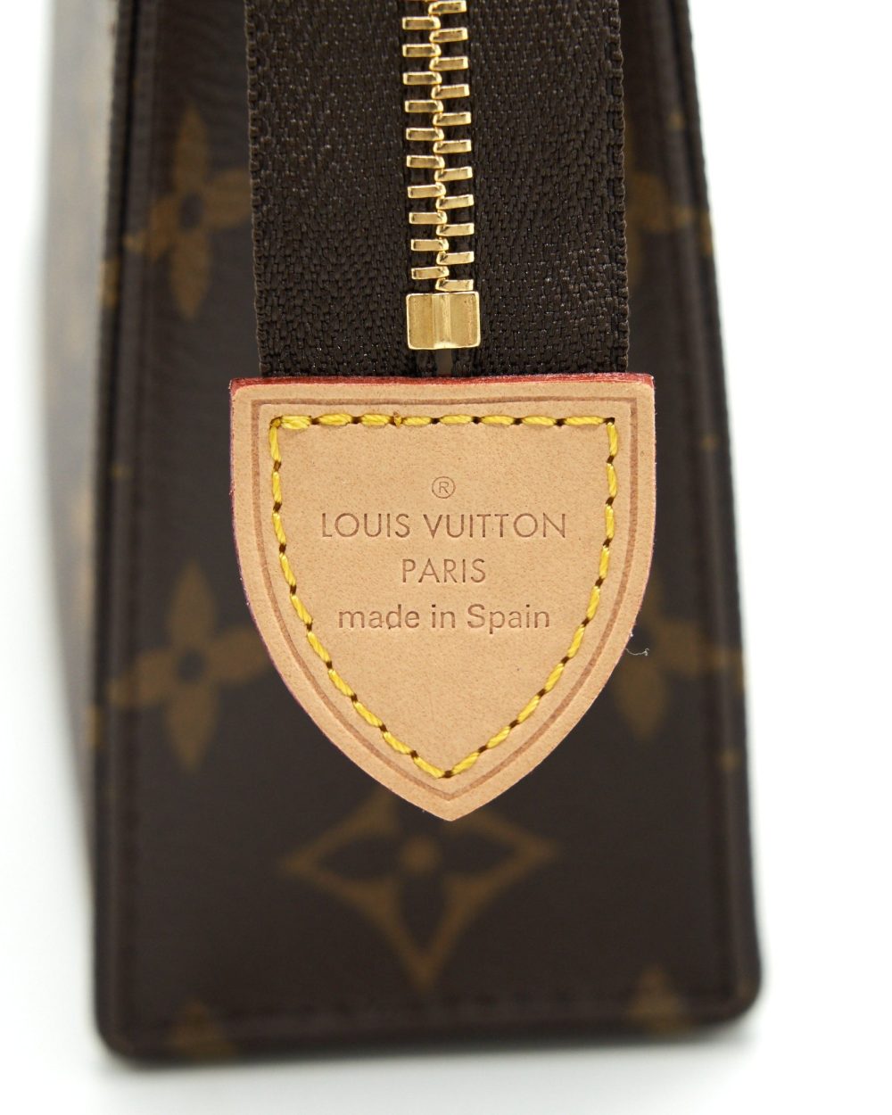 AAA Replica Louis Vuitton LV TOILETRY POCHETTE 19 MONOGRAM CANVAS