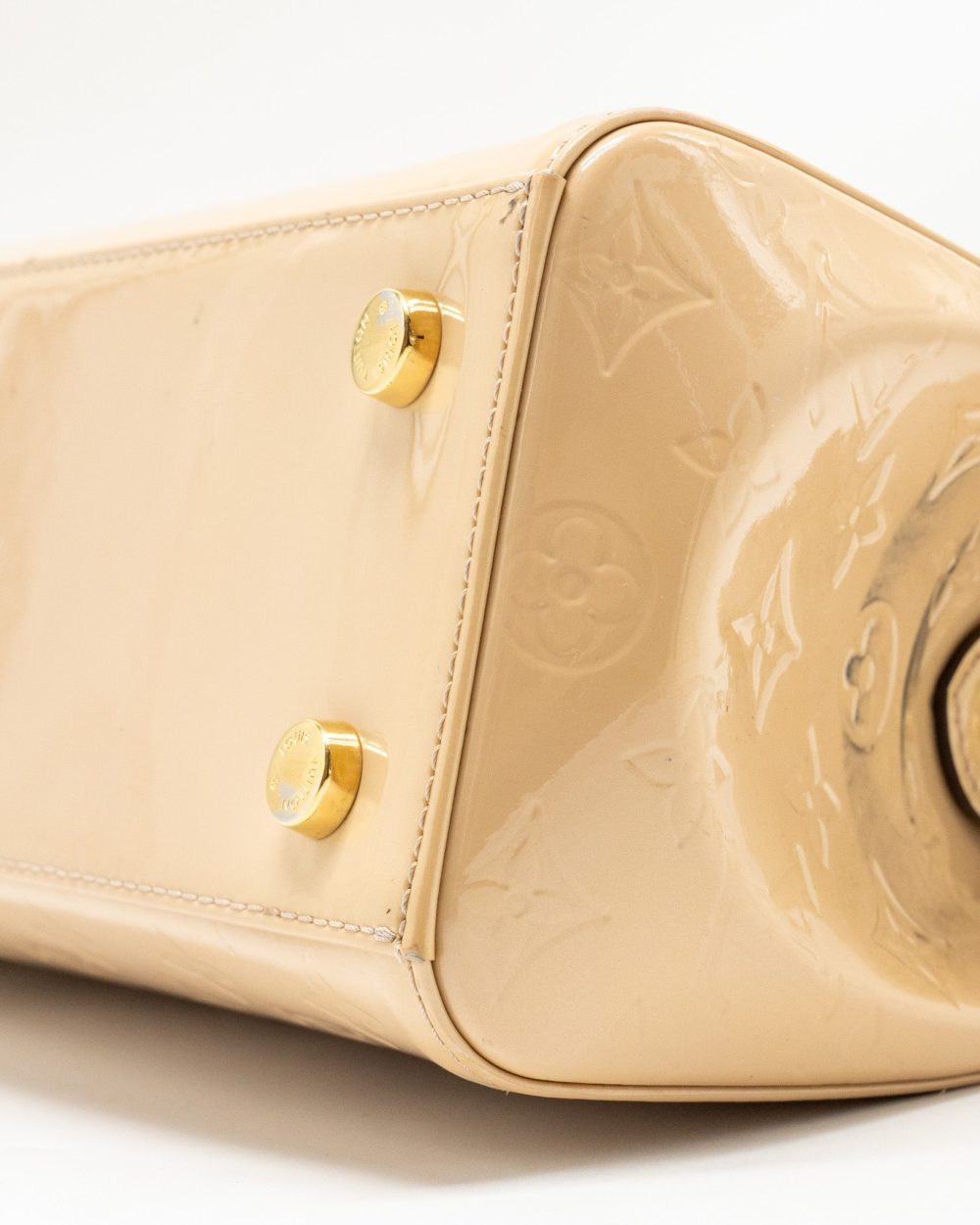 AAA Replica Louis Vuitton LV VERNIS BREA MM PATENT MONOGRAM BEIGE GHW