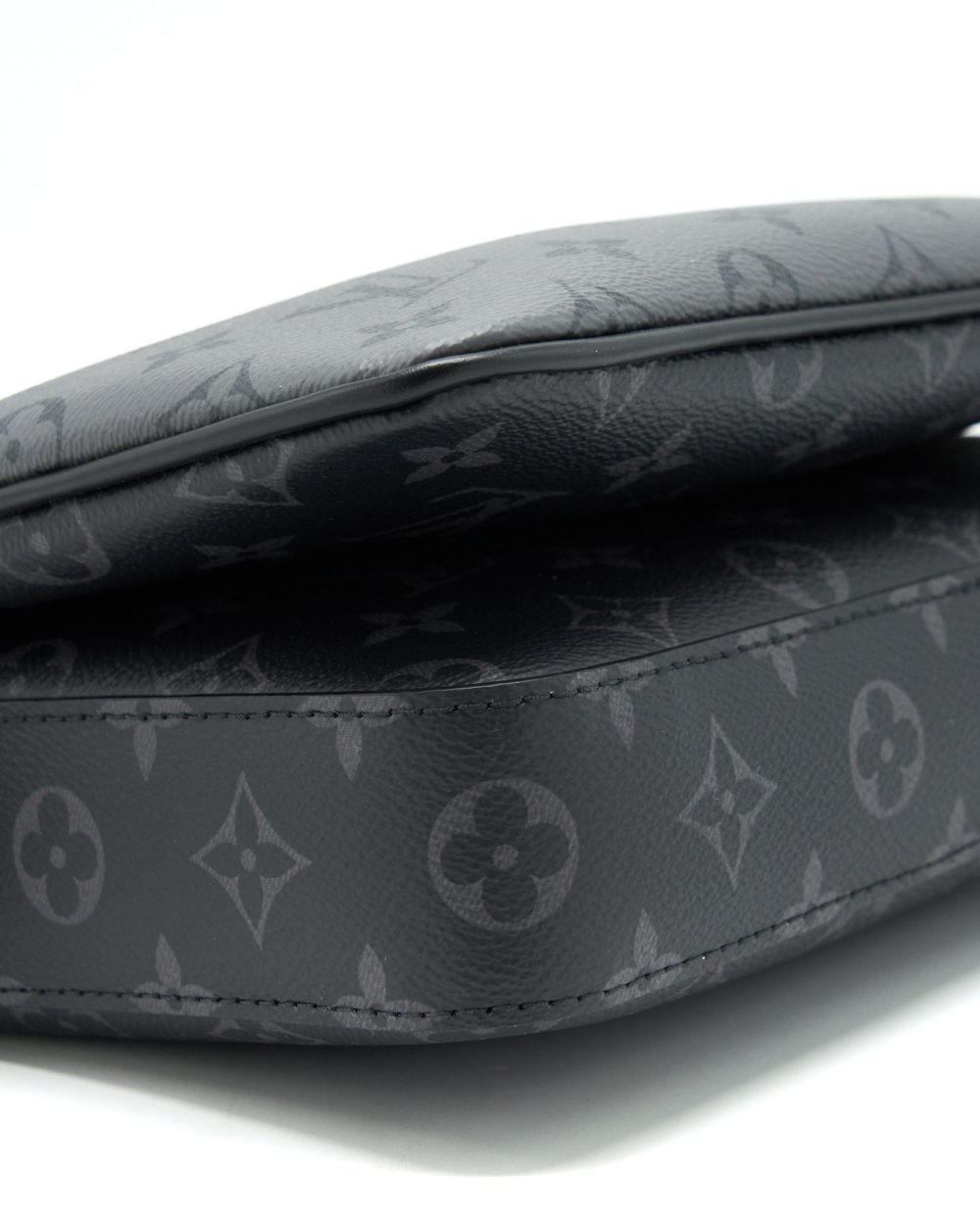 AAA Replica Louis Vuitton LV TRIO MESSENGER MONOGRAM ECLIPSE COATED CANVAS
