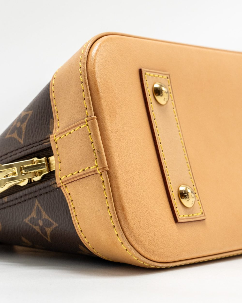 AAA Replica Louis Vuitton LV ALMA BB MONOGRAM CANVAS GHW