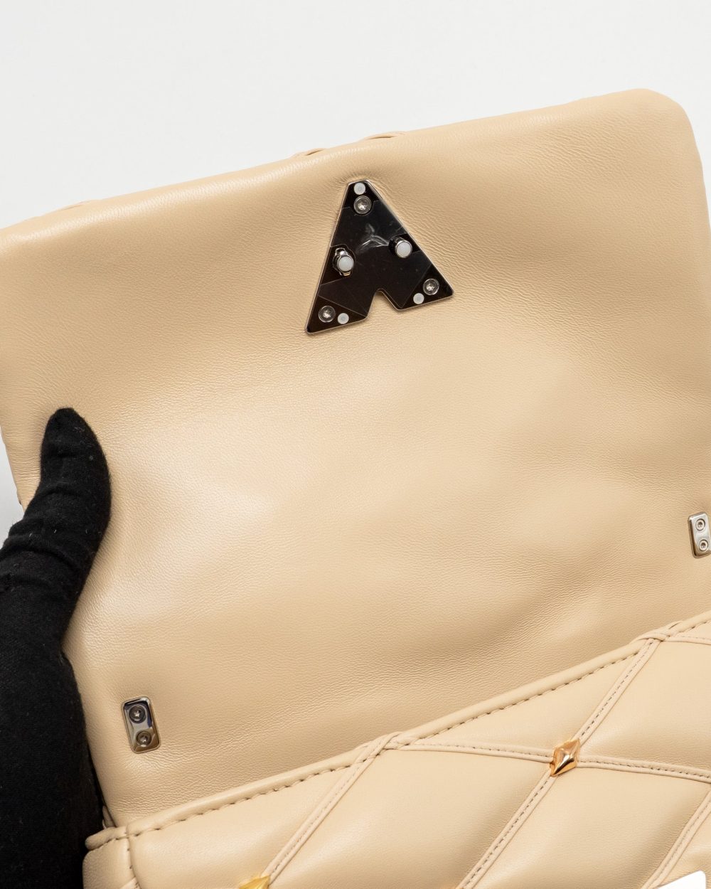 AAA Replica Louis Vuitton LV GO-14 MM LAMBSKIN BEIGE MULTICOLOUR HARDWARE