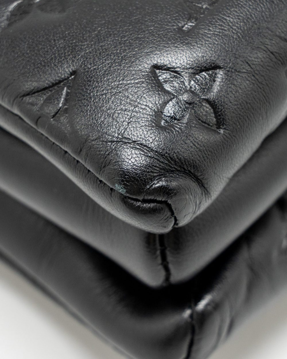 AAA Replica Louis Vuitton LV COUSSIN PM LAMBSKIN BLACK GHW