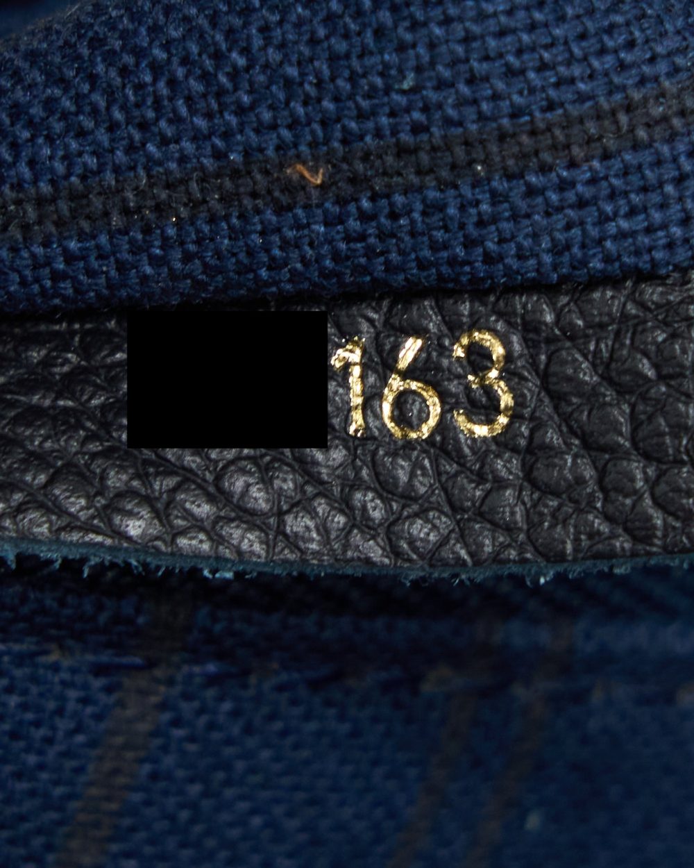 AAA Replica Louis Vuitton LV ARTSY MM EMPREINTE BLACK GHW