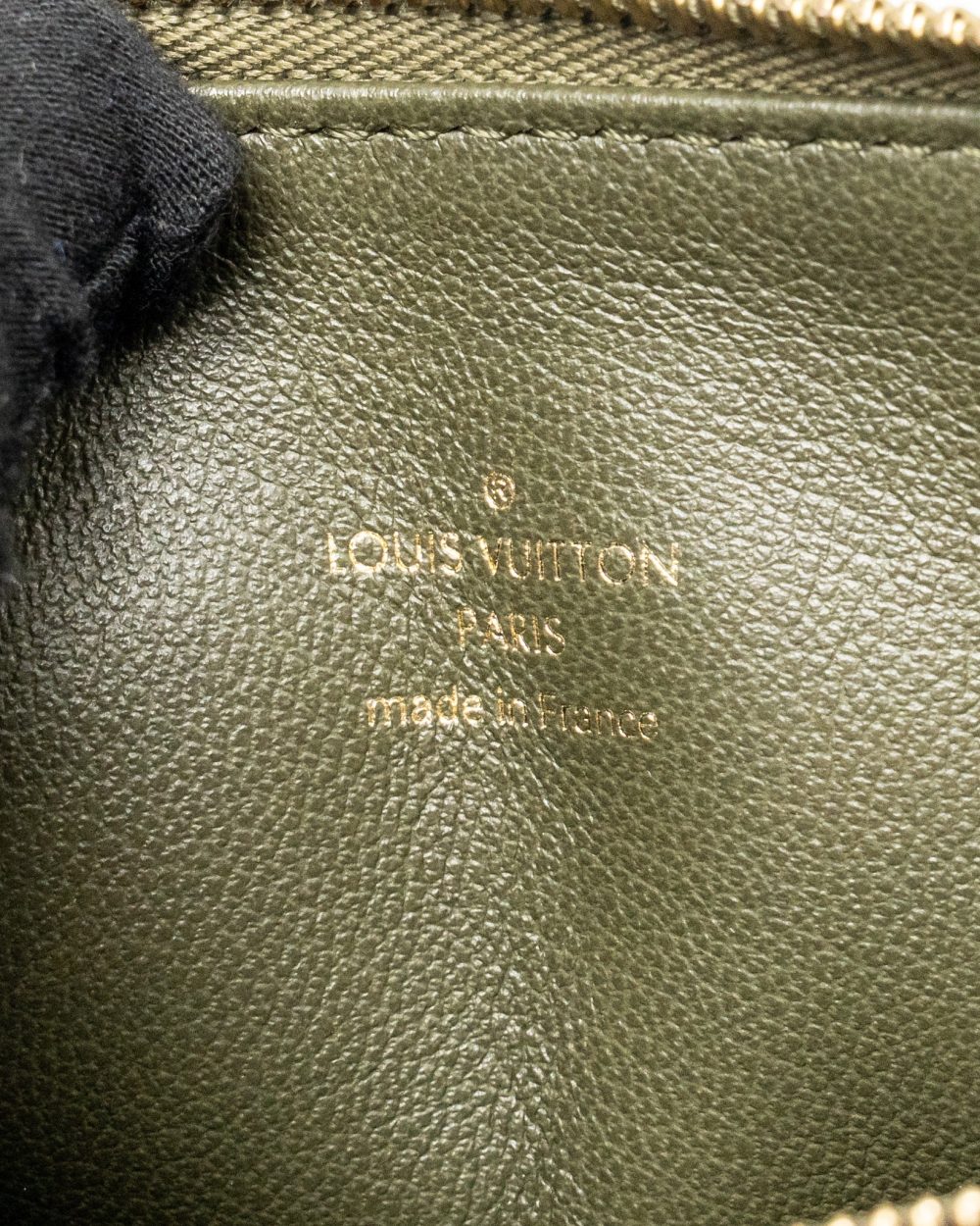 AAA Replica Louis Vuitton LV COUSSIN MM MONOGRAM-EMBOSSED PUFFY LAMBSKIN KHAKI GHW
