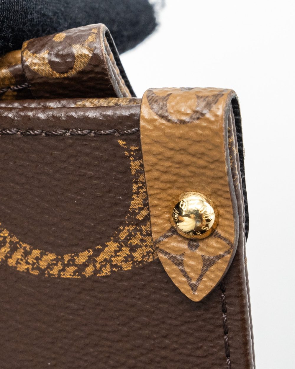 AAA Replica Louis Vuitton LV ONTHEGO MM MONOGRAM CANVAS GHW