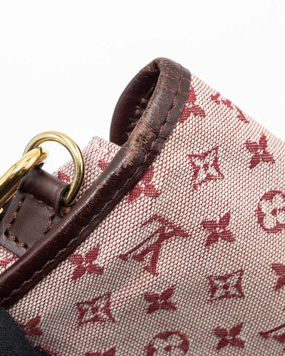 AAA Replica Louis Vuitton LV VINTAGE FLAP SHOULDER BAG FABRIC / LEATHER DARK PINK GHW