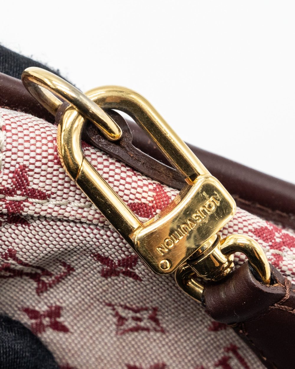 AAA Replica Louis Vuitton LV VINTAGE FLAP SHOULDER BAG FABRIC / LEATHER DARK PINK GHW